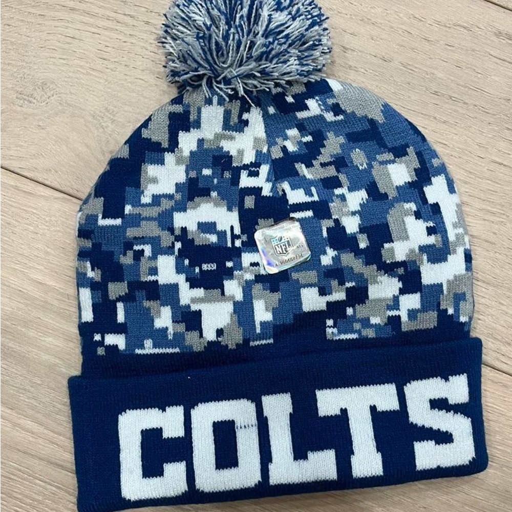 Indianapolis Colts pompom beanie
